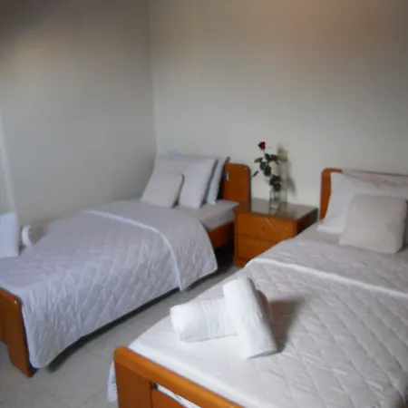 Celebrity 아르고스톨리온