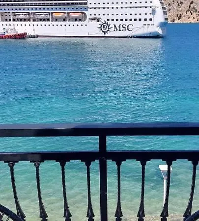 Szálloda Celebrity 2*