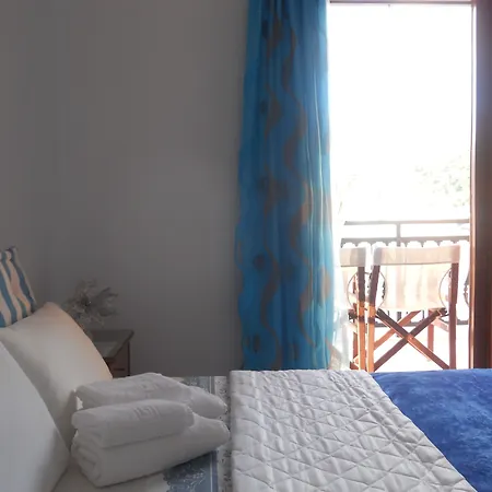 Celebrity 2* アルゴストリオン