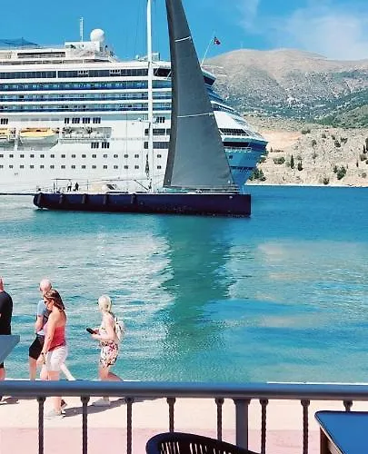 Celebrity 2* Argostóli