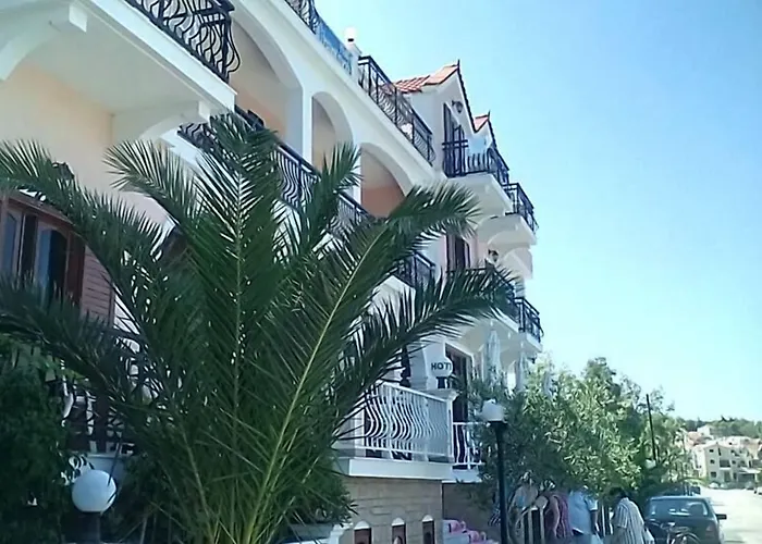 Celebrity Argostóli