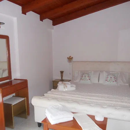 Celebrity 2* Argostoli (Kefalonia)